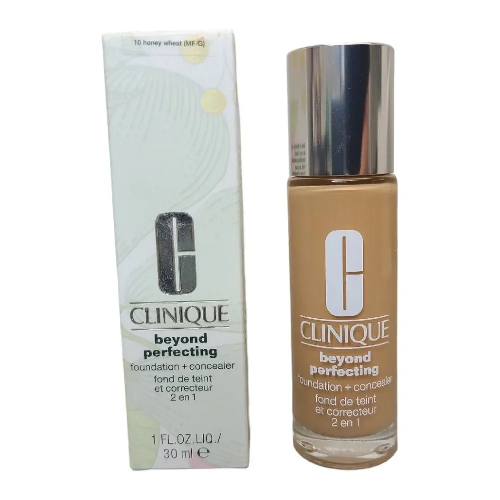 NIB Clinique Beyond Perfecting Foundation + Concealer  10 Honey Wheat (MF-G)